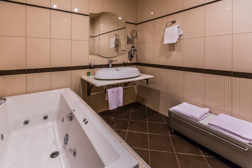 Bulvar Inn Baku Bilik gambar