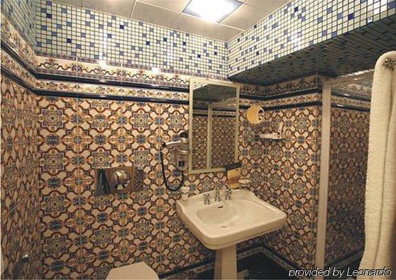 Bulvar Inn Baku Bilik gambar
